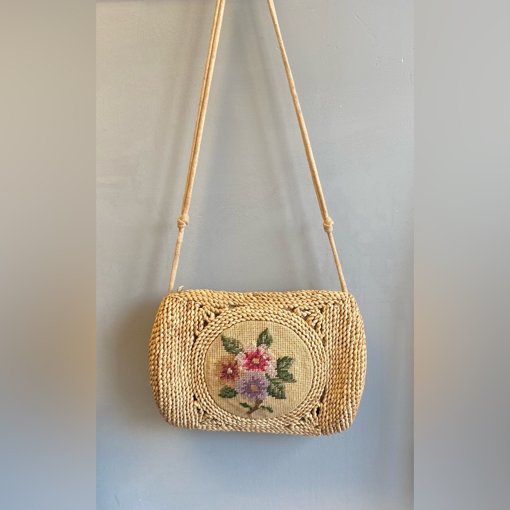 Vintage handmade woven purse